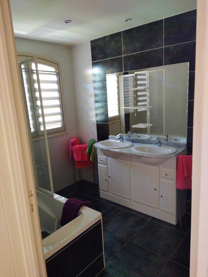 Maison Accueillante A Nant Avec Piscine Partagee מראה חיצוני תמונה
