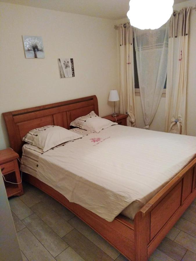 Maison Accueillante A Nant Avec Piscine Partagee מראה חיצוני תמונה